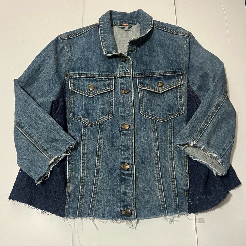 Free People | Lace Paneled Crop Denim Jacket - Picture 2 of 4